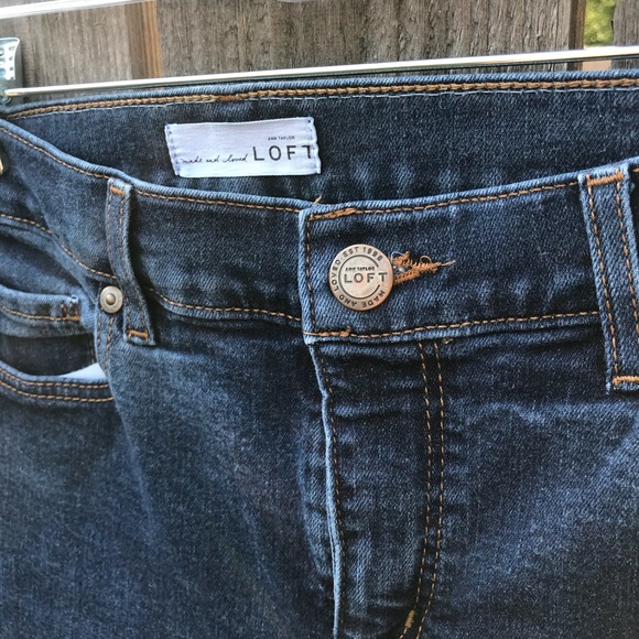 Ann Taylor LOFT Dark Wash Skinny Jeans - Picture 2 of 8